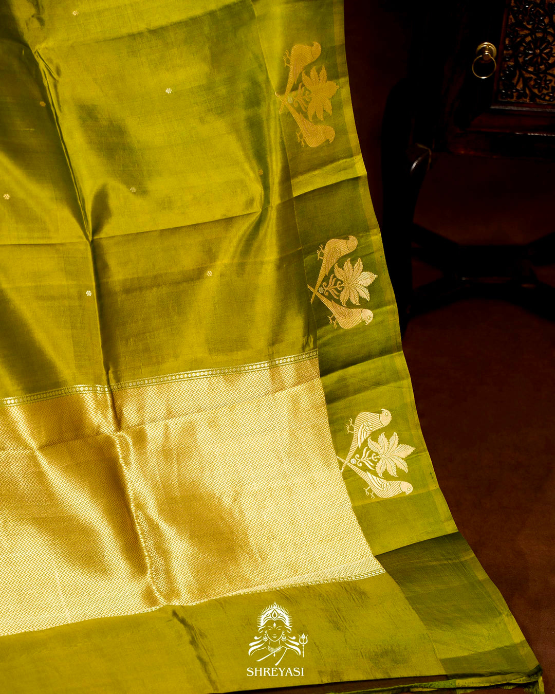 Pure Banarasi Soft Silk Saree with Mashru Border