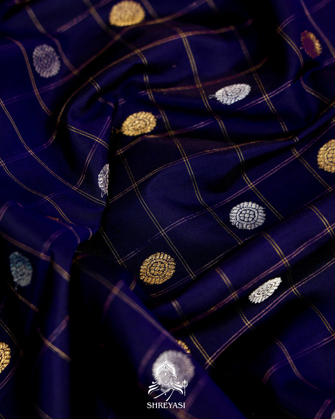 Handloom Pure Gadwal Silk Saree in Royal Blue with Aqua Tissue Borders