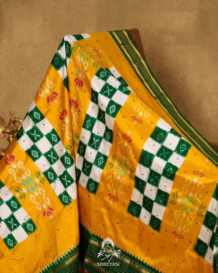 Handloom Pure Pochampally Double Ikkat Silk Saree with Kanchi Borders