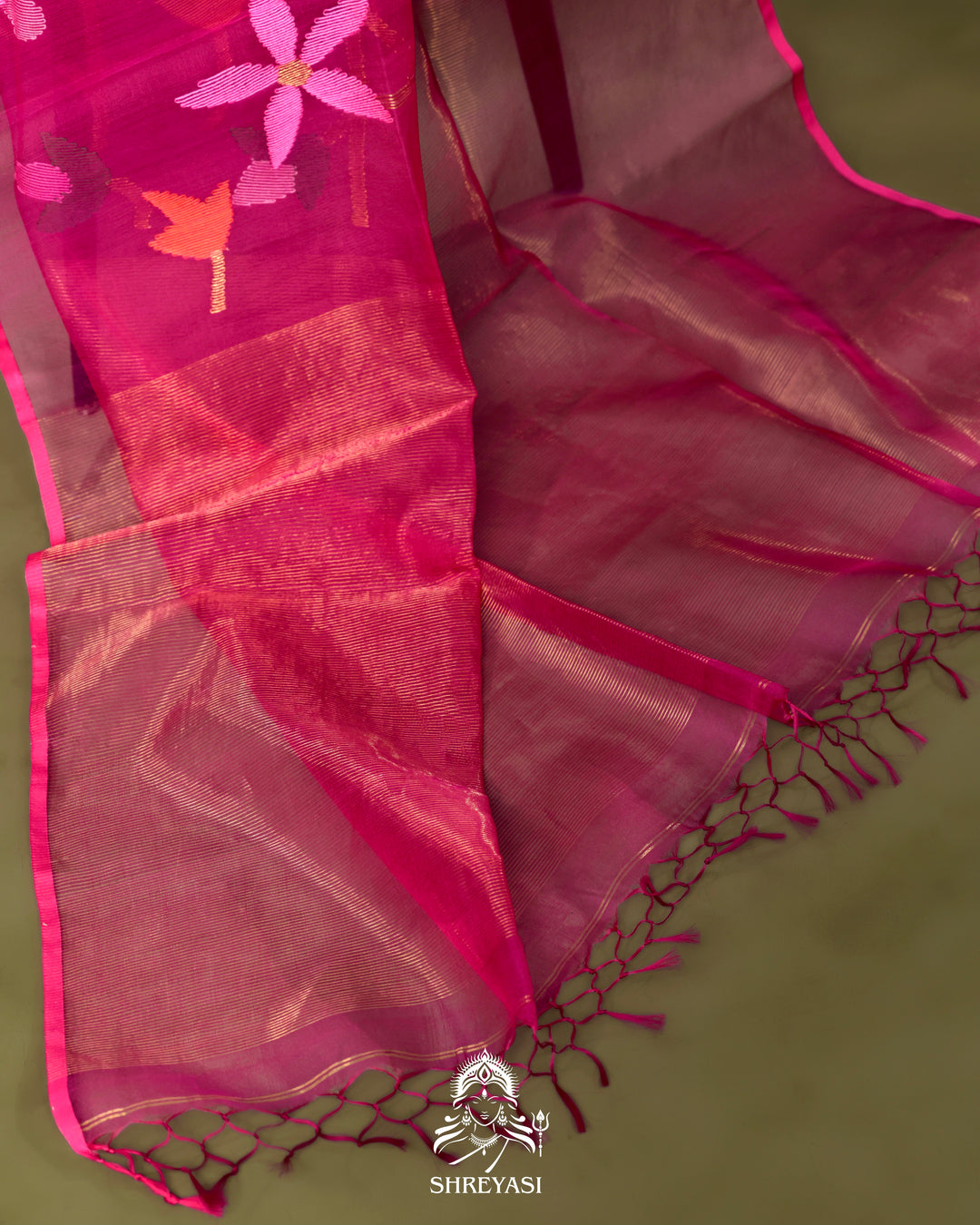 Handloom Pure Muslin Jamdani Saree in Full Jaal Needle Weaving
