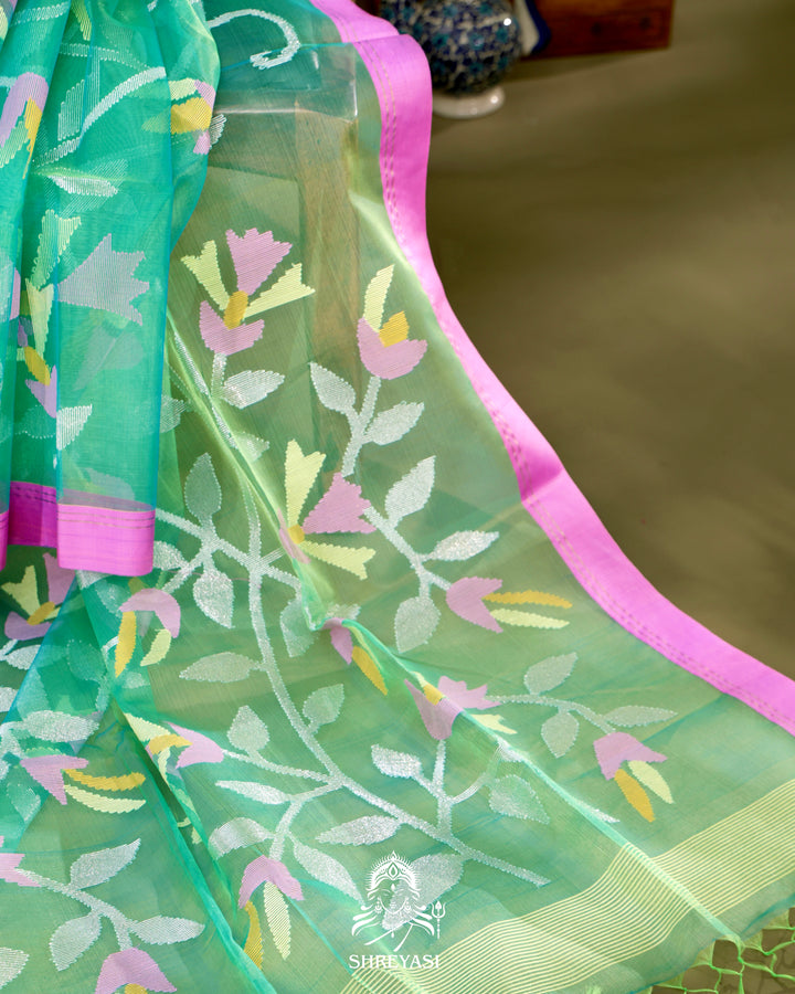 Muslin Jamdani Saree with Full Jaal Weaving