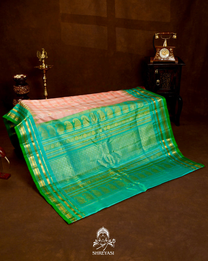 Premium Handloom Pure Gadwal Silk Saree with Kuttu Korvai Border