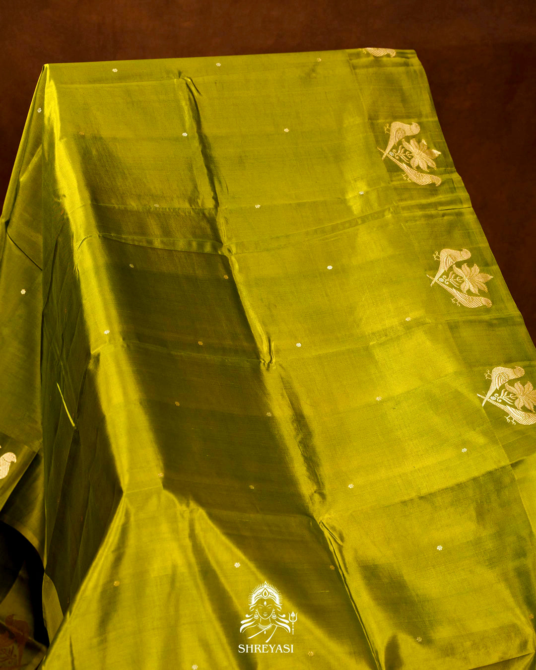 Pure Banarasi Soft Silk Saree with Mashru Border