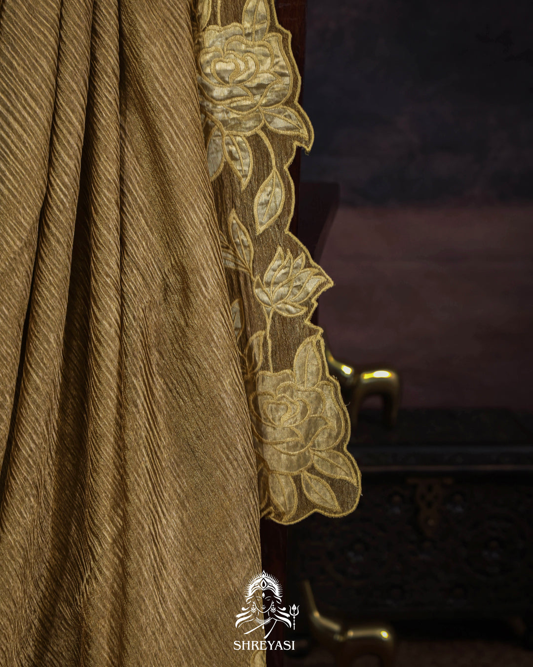 Handloom Pure Banarasi Crushed Tissue Silk Saree with Appliqué Borders