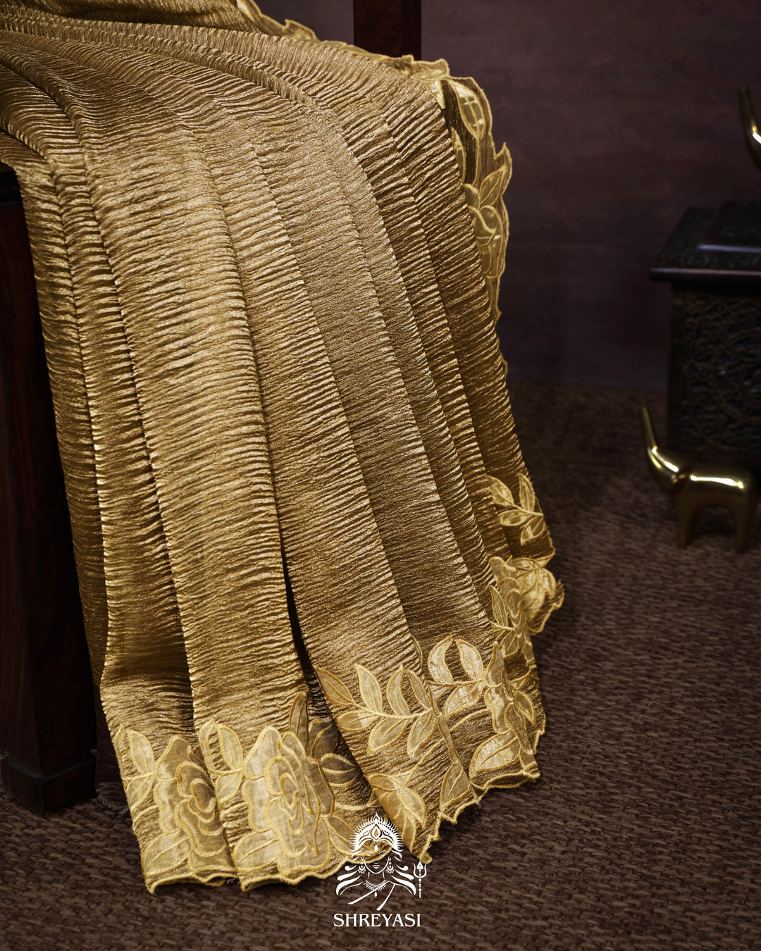 Handloom Pure Banarasi Crushed Tissue Silk Saree with Appliqué Borders