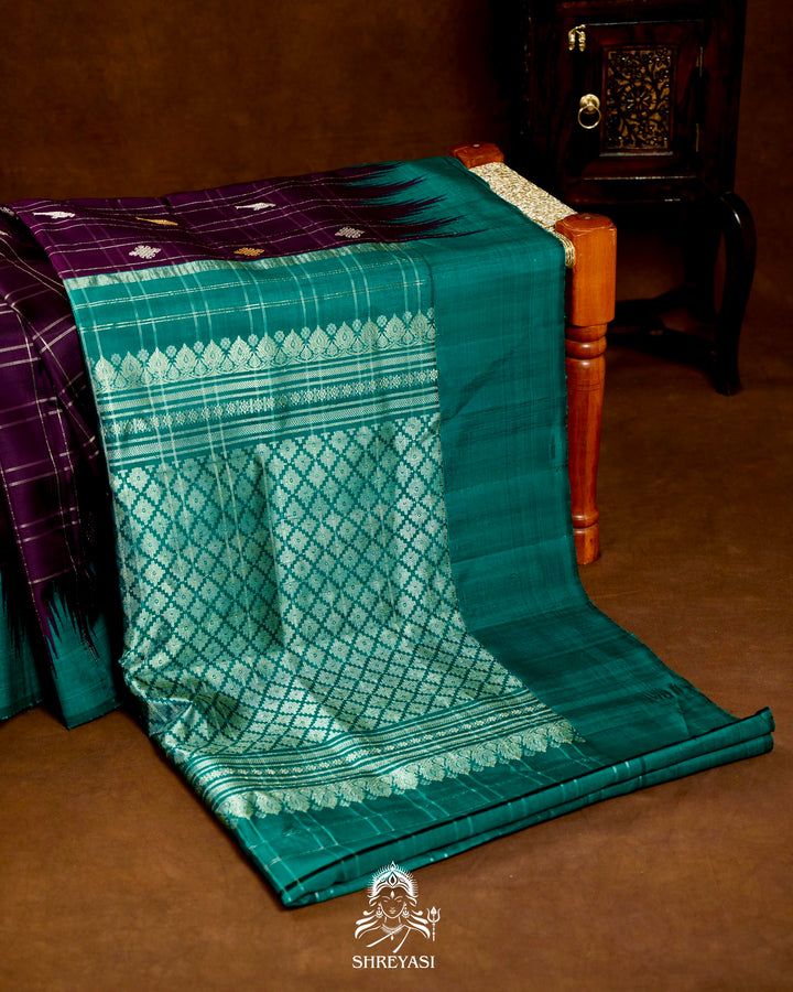 Handloom Pure Gadwal Silk Saree with Kuttu Korvai Border, Zari Checks & Traditional Motifs