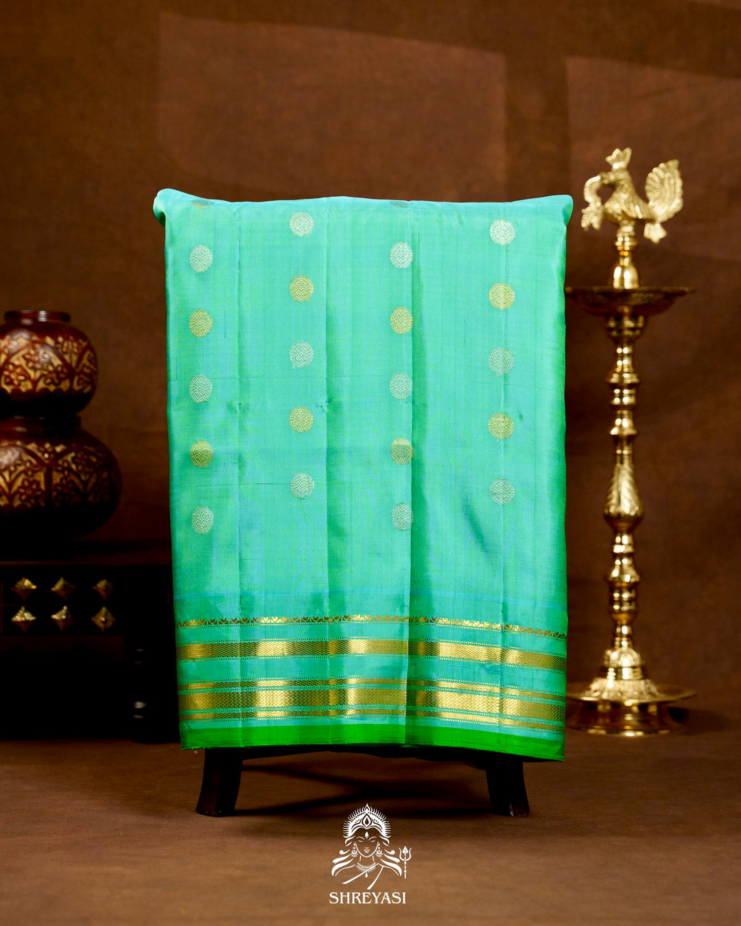 Premium Handloom Pure Gadwal Silk Saree with Kuttu Korvai Border