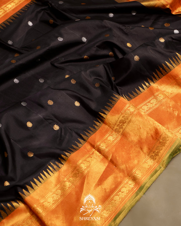 Tissue Gadwal Silk Saree with Kuttu Korvai Border and Contrast Silk Bhuti Blouse