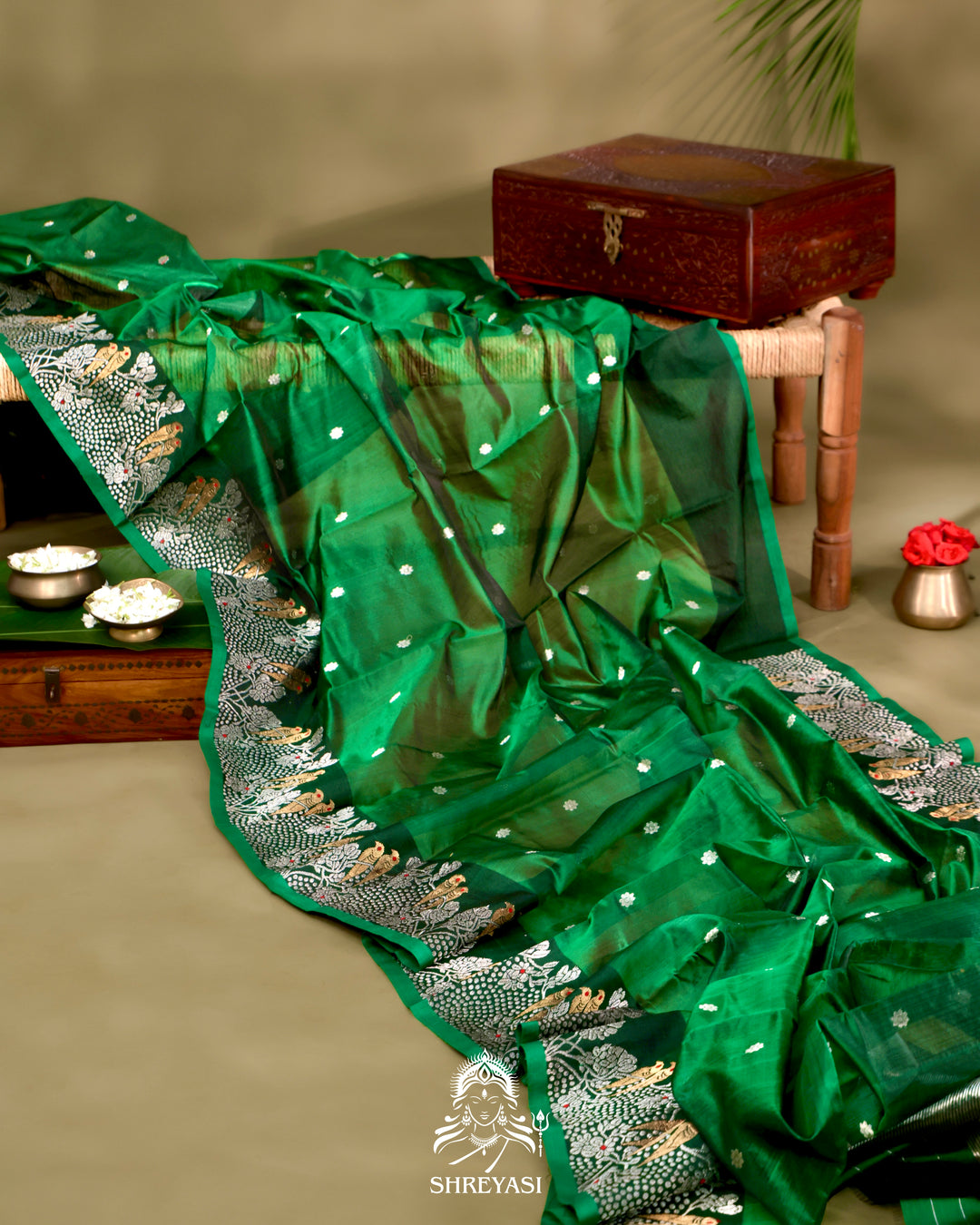 Chanderi Silk Saree with Meenakari Weaving