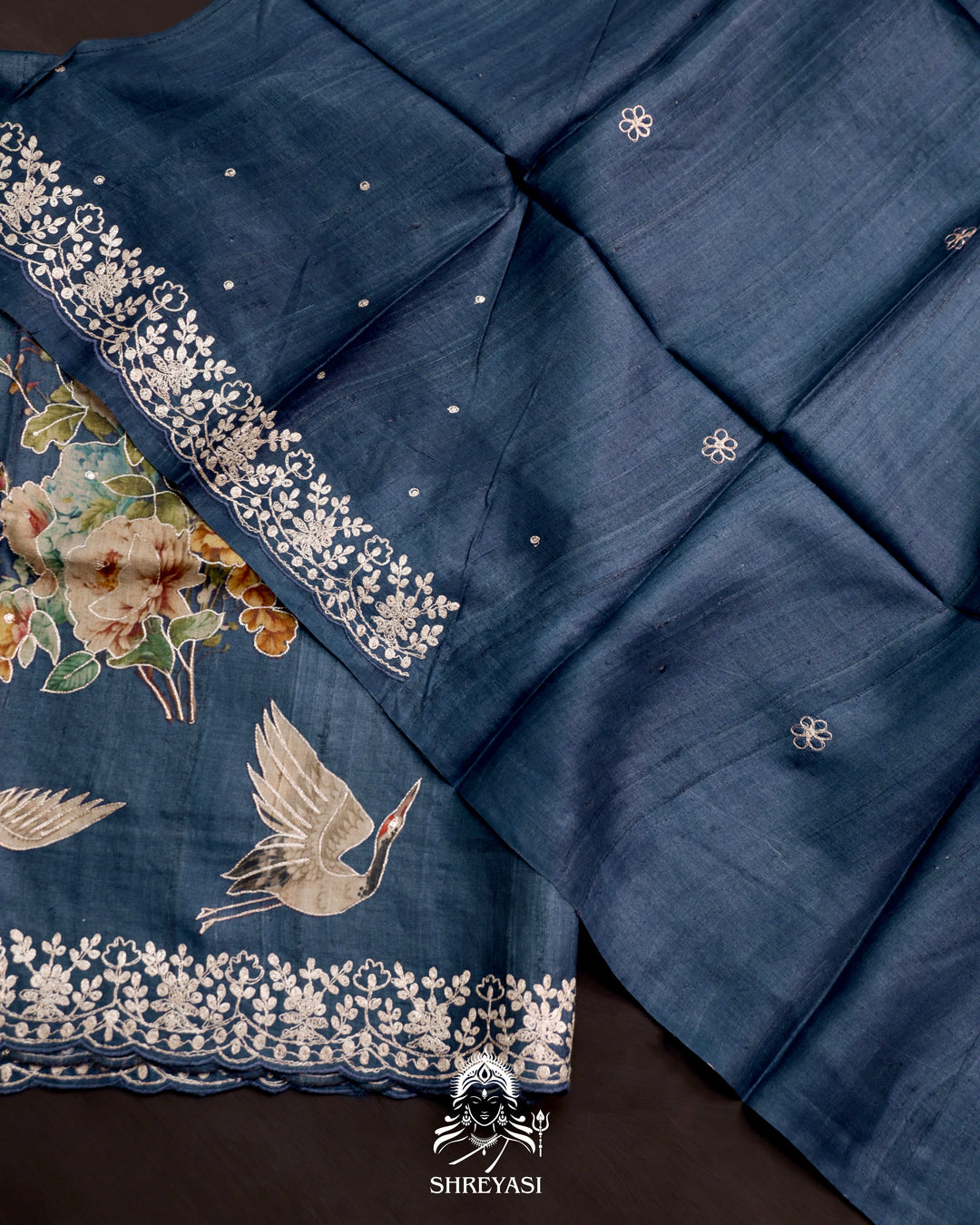 Matching blouse fabric with pita embroidery