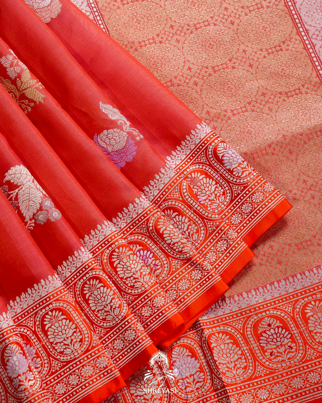 Handloom Pure Banarasi Ektara Kora Silk Saree with Kadiyal Border