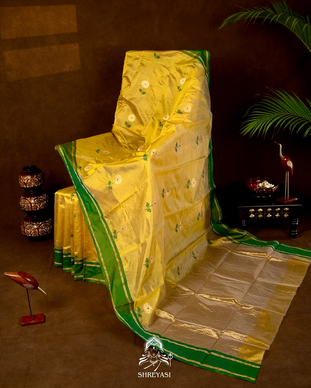 Handloom Pure Chanderi Pattu Silk Saree with Meena Buta and Contrast Pattu Border