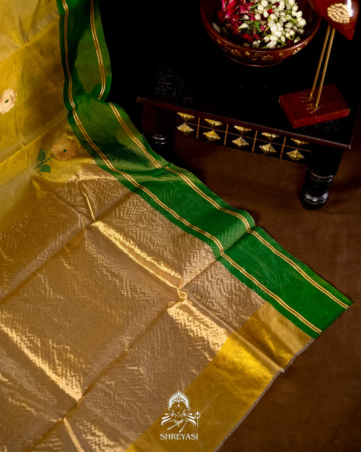 Handloom Pure Chanderi Pattu Silk Saree with Meena Buta and Contrast Pattu Border