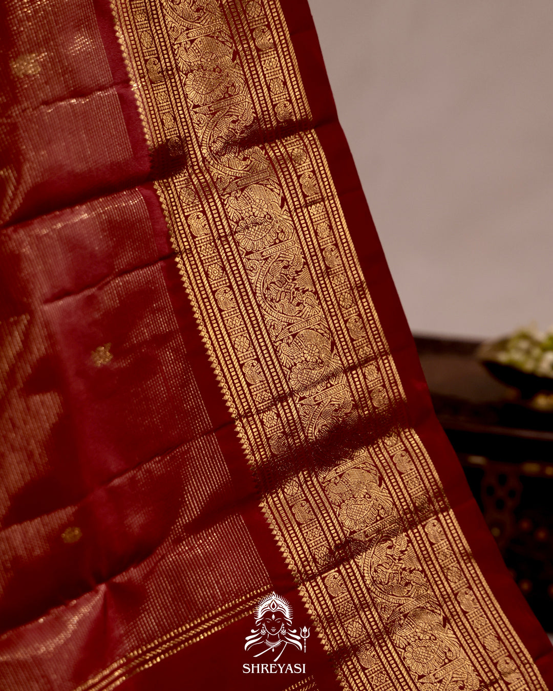 Handloom Kanjivaram Silk Saree with Real Zari