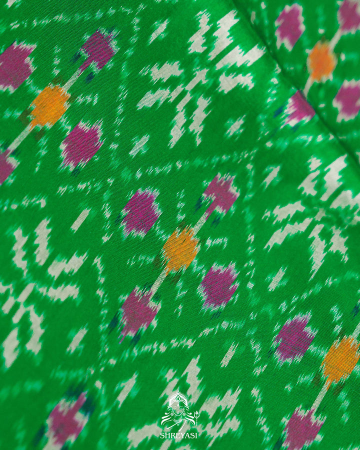 Pink & Green Handloom Pure Pochampally Silk Saree with Kanchi Borders