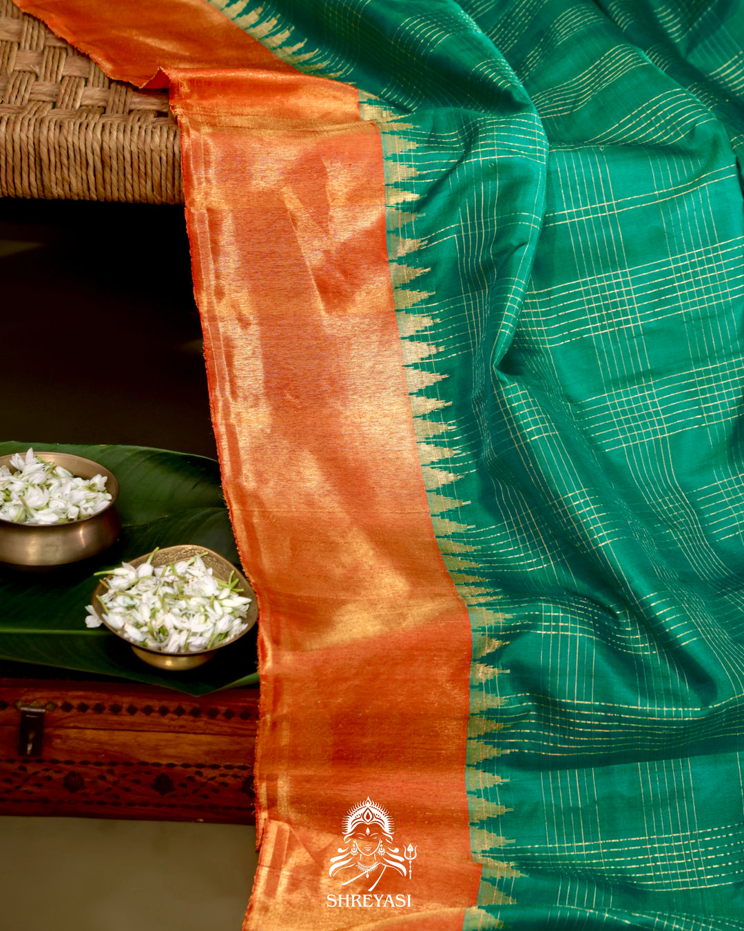 Gadwal Silk Saree with Tissue Border
