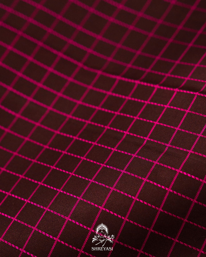 Vintage Style Kanjivaram Silk Saree with Kattam Checks & Small Borders