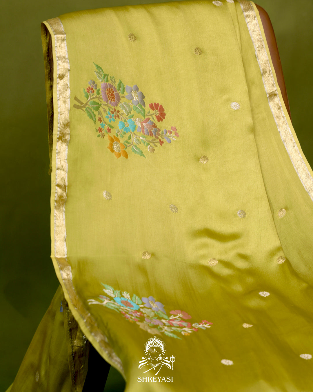Handloom Pure Mashru Silk Saree with Sona Rupa Meenakari Bhutis and Nakshi Pallu