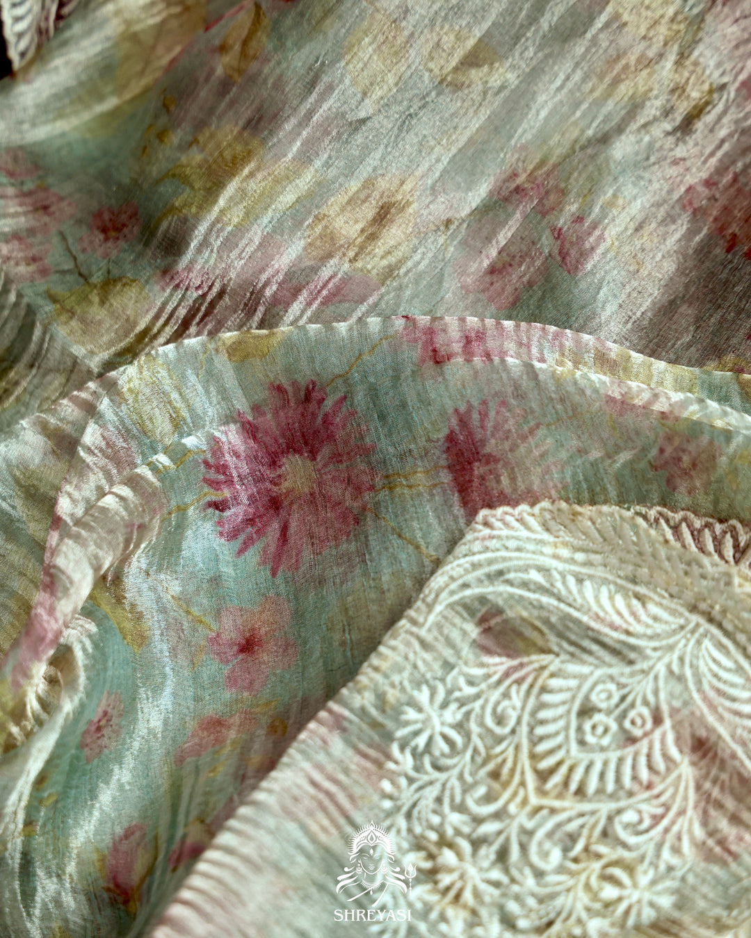 Pure Banarasi Crushed Tissue Saree with Scalloped Embroidery