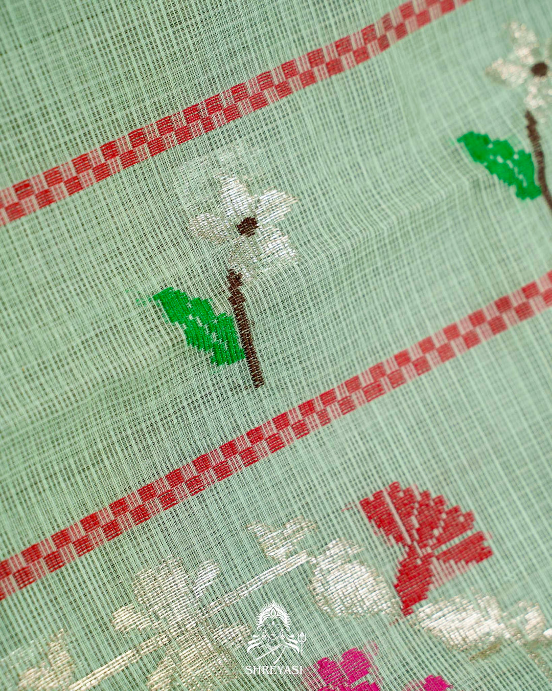 Handloom Pure Zari Kota Saree with Contrast Blouse