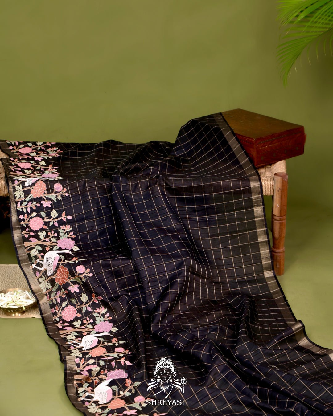 Pure Linen Tussar Silk Saree with Resham Embroidered Borders