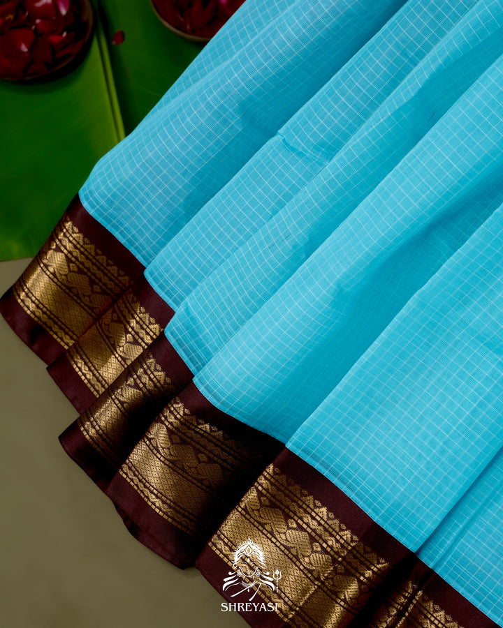 Handloom Pure Gadwal Cotton Saree with Contrast Silk Border and Zari Pallu