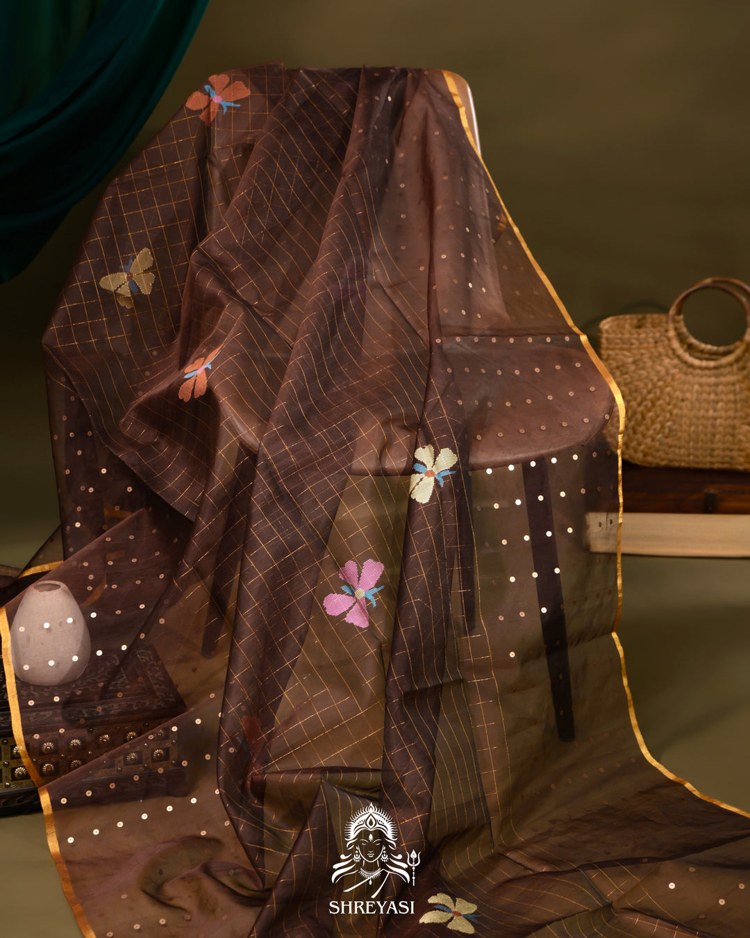 Muslin Jamdani Saree with Needle Weaving and Paithani Tissue Pallu