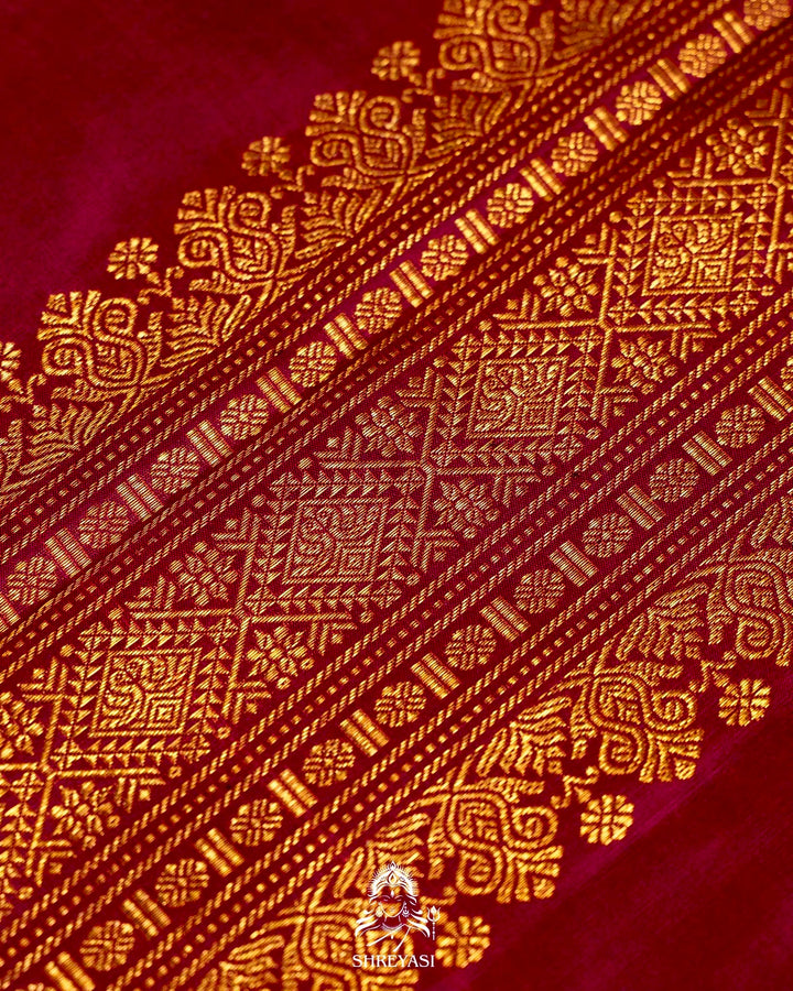 Handloom Pure Kanjivaram Silk Sarees with Real Zari and Hand Painted Tanjore Art