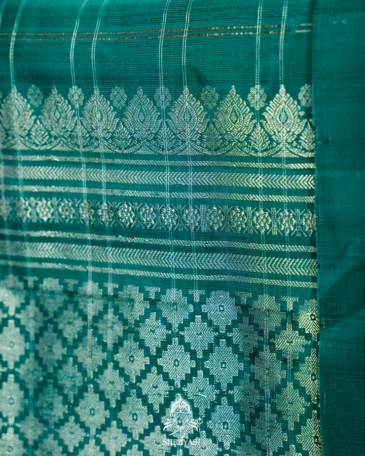Handloom Pure Gadwal Silk Saree with Kuttu Korvai Border, Zari Checks & Traditional Motifs