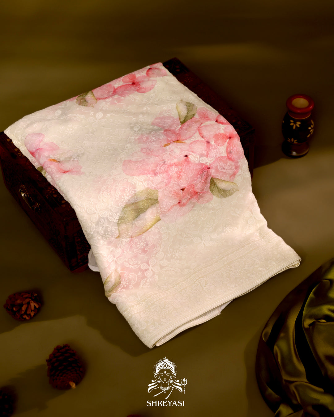 Georgette floral saree with chikankari embroidery