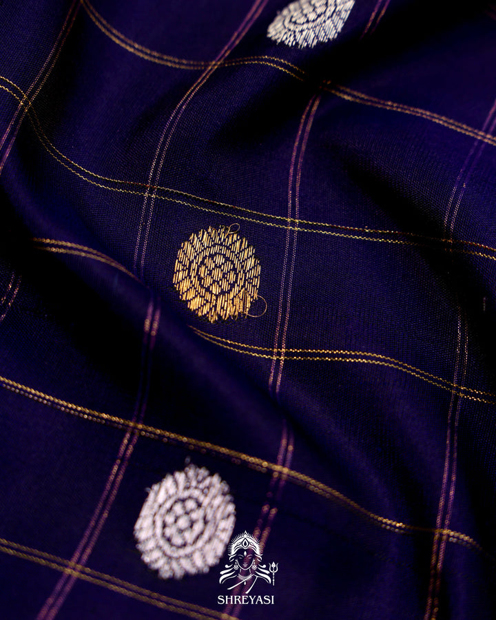 Handloom Pure Gadwal Silk Saree in Royal Blue with Aqua Tissue Borders