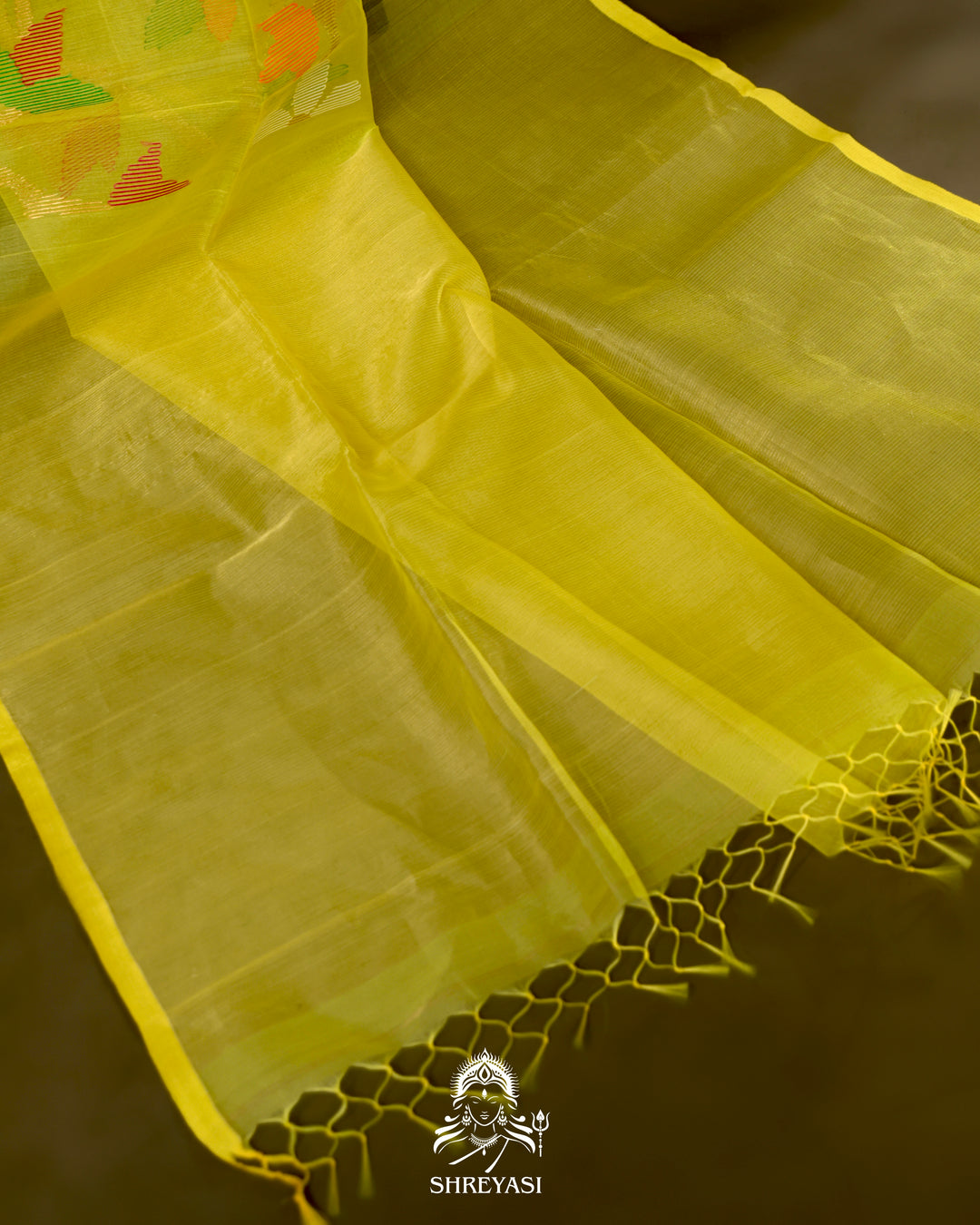 Handloom Pure Muslin Jamdani Saree in Full Jaal Needle Weaving