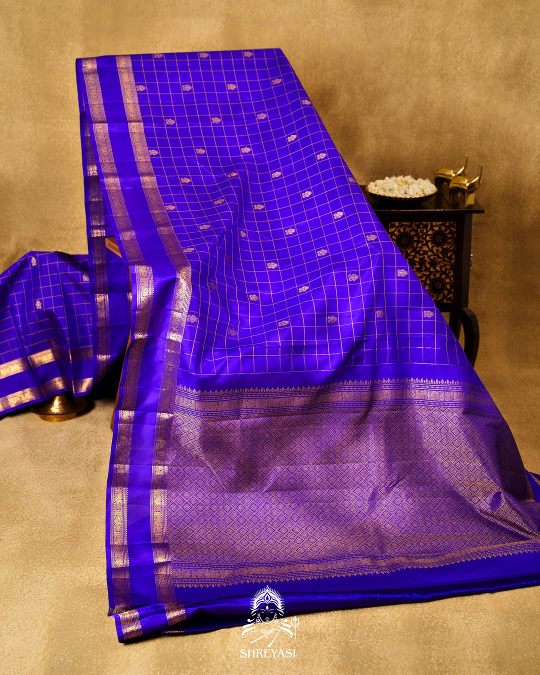 Handloom Pure Kanjivaram Silk Saree in Royal Blue with Kattam Checks and Traditional Zari Borders