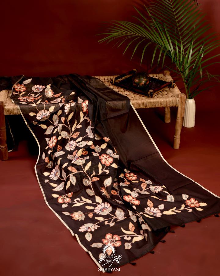 Kota saree with floral kalamkari appliqué work, contrast border, and lightweight breathable drape