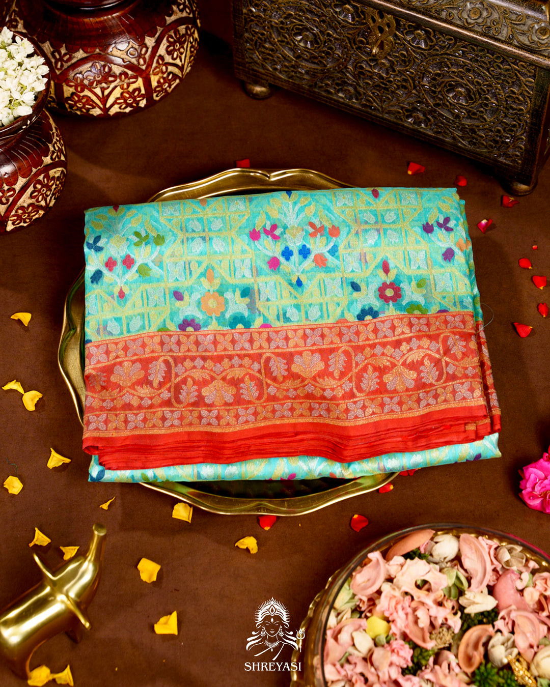 Handloom Banarasi Cotton Jamdani Saree with Contrast Border