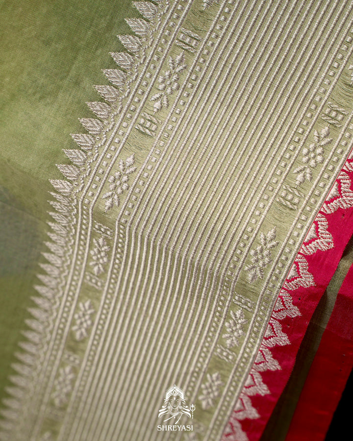 Handloom Pure Banarasi Ektara Kora Silk Saree with Meenakari Weaving & Embroidered Blouse