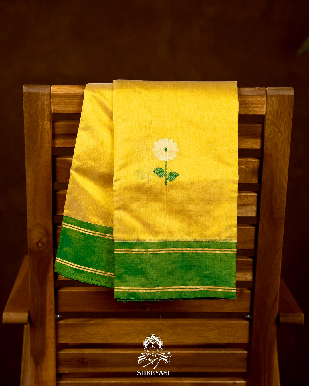 Handloom Pure Chanderi Pattu Silk Saree with Meena Buta and Contrast Pattu Border