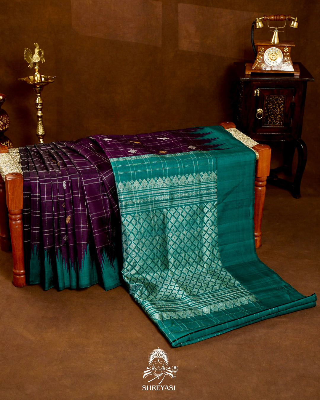 Handloom Pure Gadwal Silk Saree with Kuttu Korvai Border, Zari Checks & Traditional Motifs