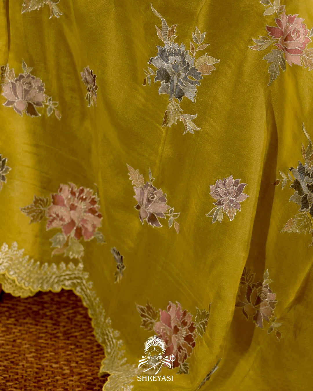 Pure Tissue Silk Saree with Floral Threadwork and Pita Embroidered Border