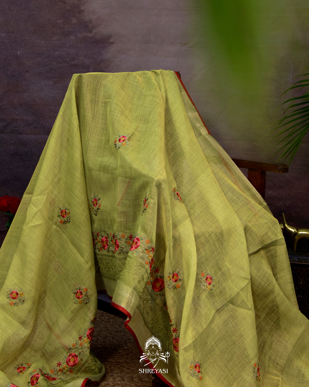 Bengal Linen Saree with Resham Floral Embroidery