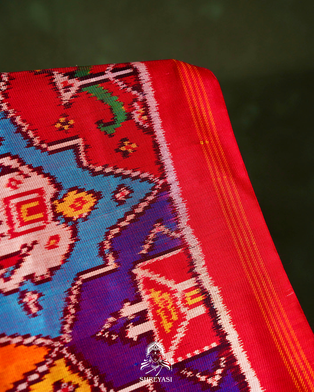 Multicoloured Handloom Pure Twill Patola Silk Saree