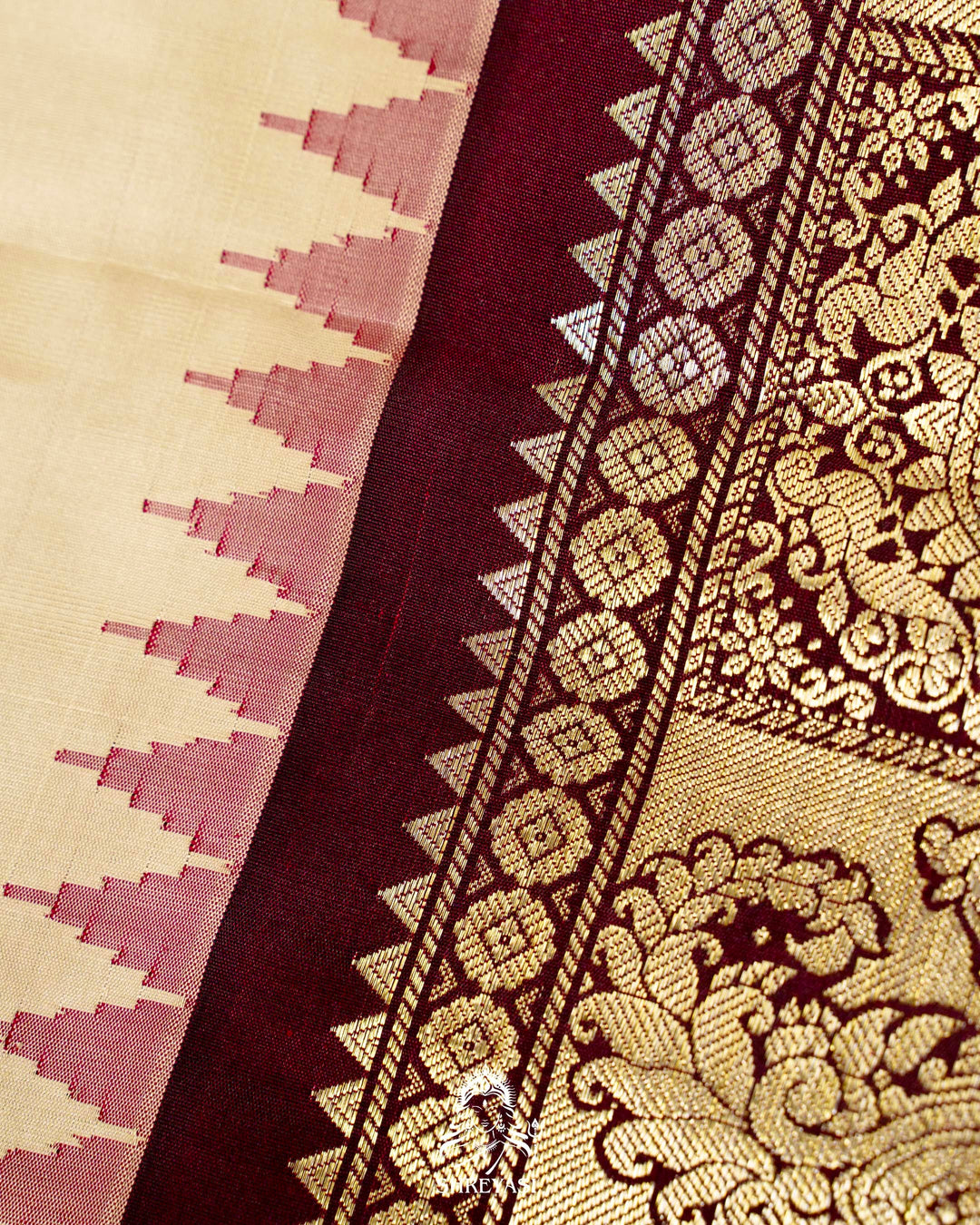 Handloom Pure Gadwal Silk Saree with Kuttu Borders, Rich Zari Weaving & Full Bhuti Blouse