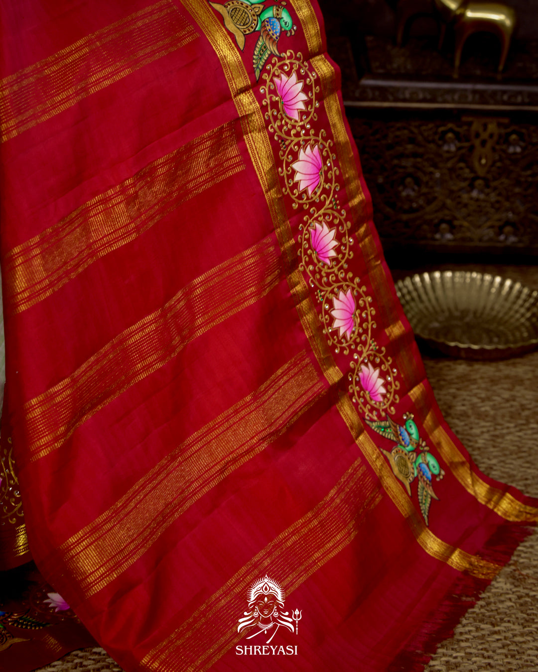 Handloom Pure Kanjivaram Silk Saree in Real Zari with Tanjore Kili and Kamalam Artwork