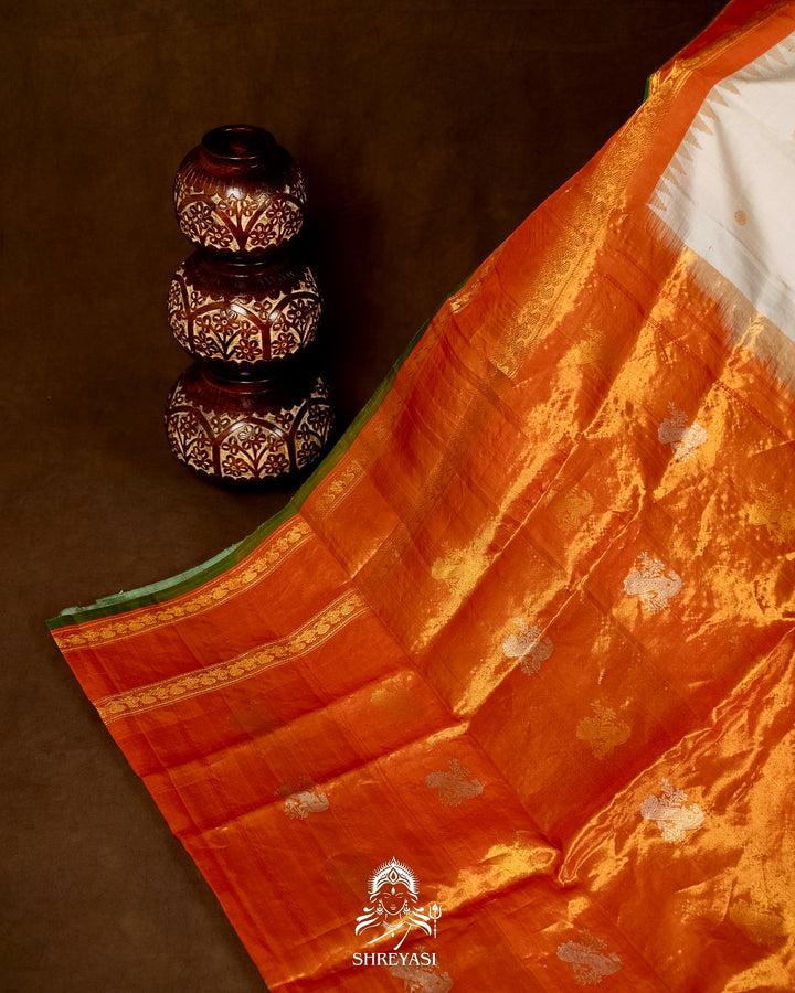 Handloom Pure Gadwal Silk Saree with Tissue Kuttu Border and full Bhuti Silk Blouse