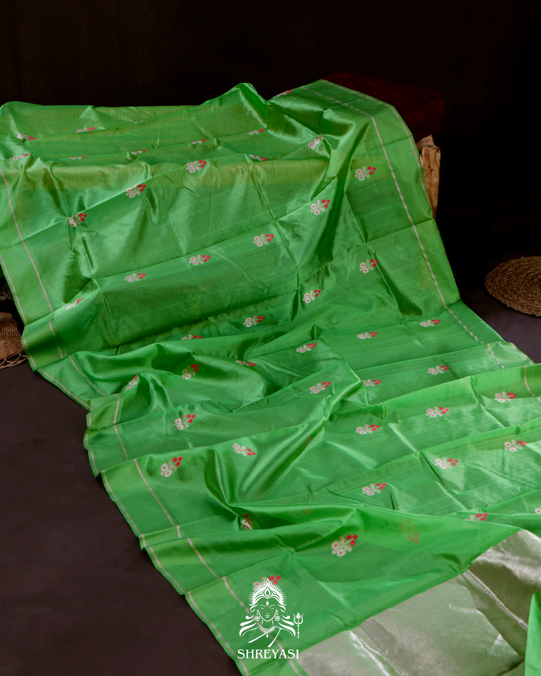 Handloom Pure Chanderi Soft Pattu Silk Saree with Meenakari Bhutis