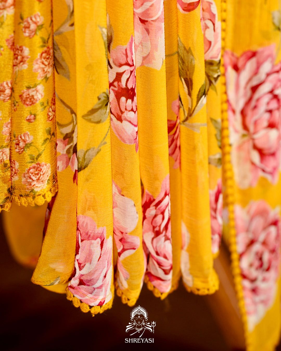 Pure Chiffon Floral Saree with Crochet Embroidery Border