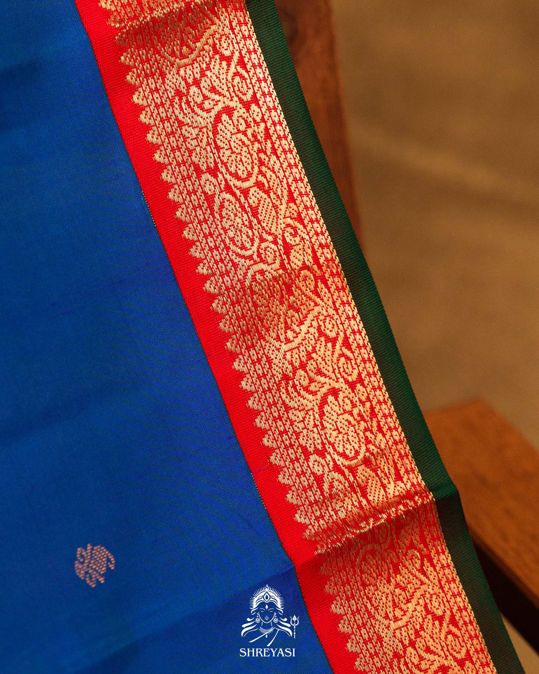 Handloom Pure Kanjivaram Silk Saree in MS Blue with Classic Vintage Borders