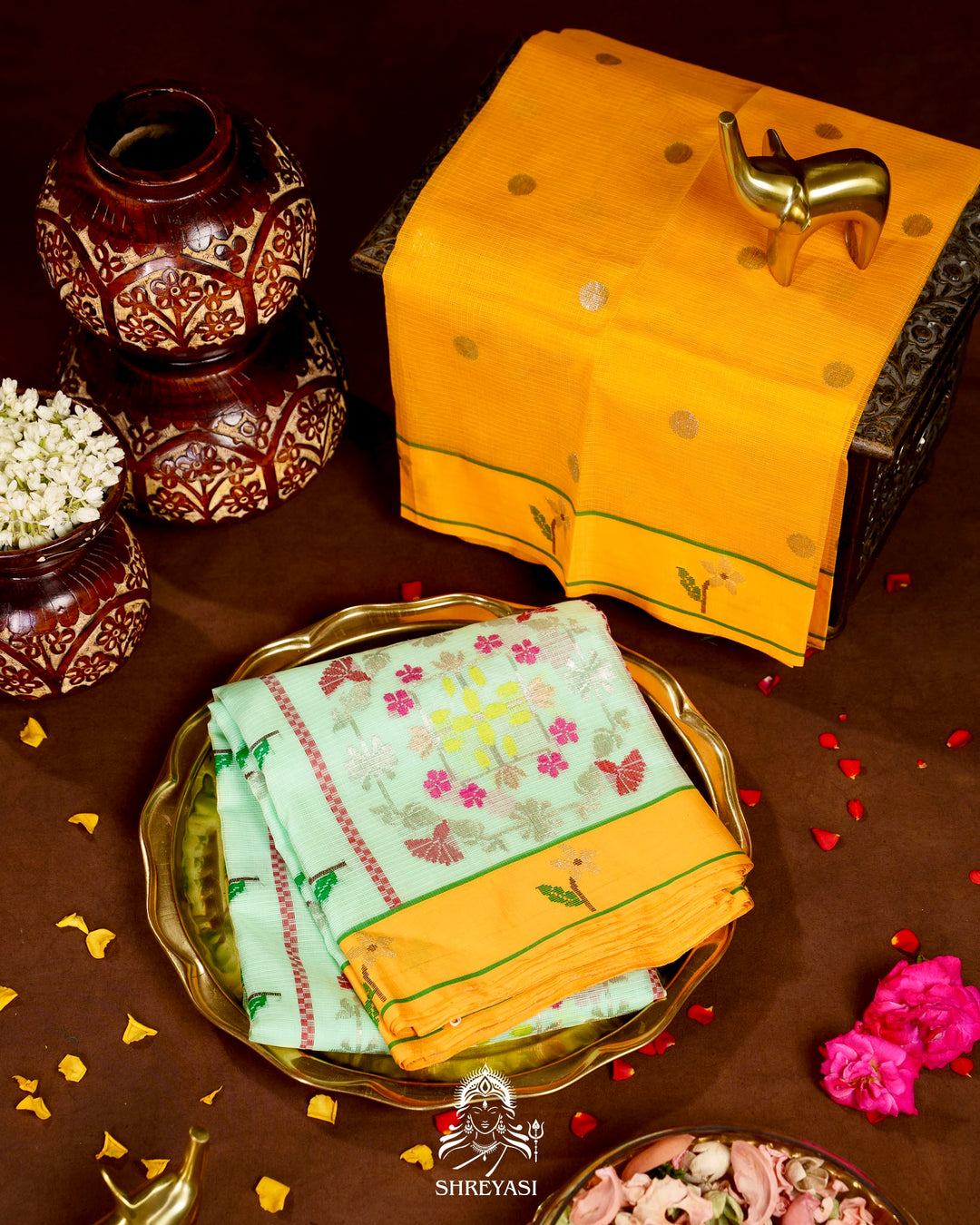Handloom Pure Zari Kota Saree with Contrast Blouse