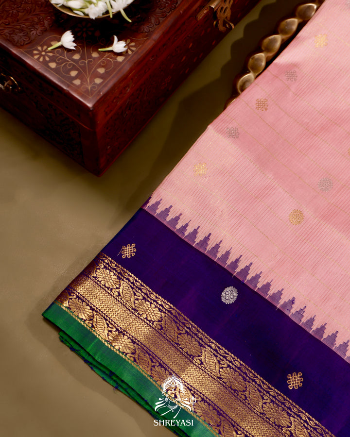 Gadwal Silk Saree with Kuttu Korvai Border and Contrast Checked Blouse