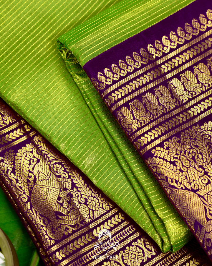 Kanjivaram Silk Saree With Real Zari in Vairoosi Weaving